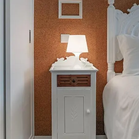 Cork *