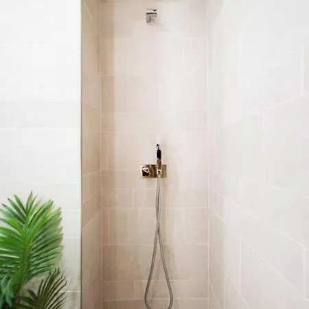 Super - Cork Funchal (Madeira)