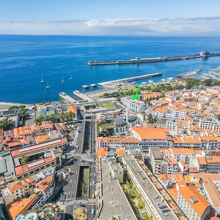 Cork Funchal (Madeira)