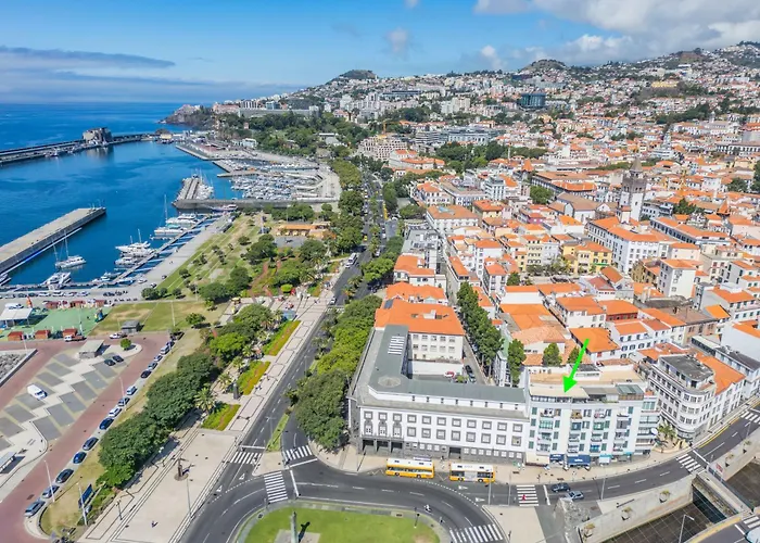 Super - Cork Funchal (Madeira)